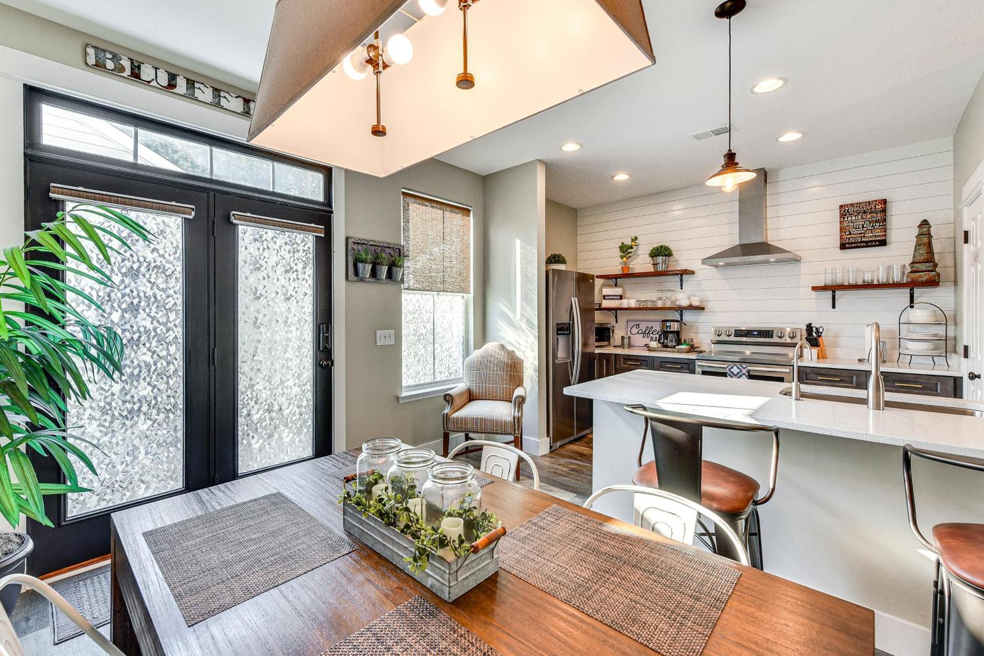 Cheerful Bluffton Townhome 1 Mi To Old Town! Dış mekan fotoğraf