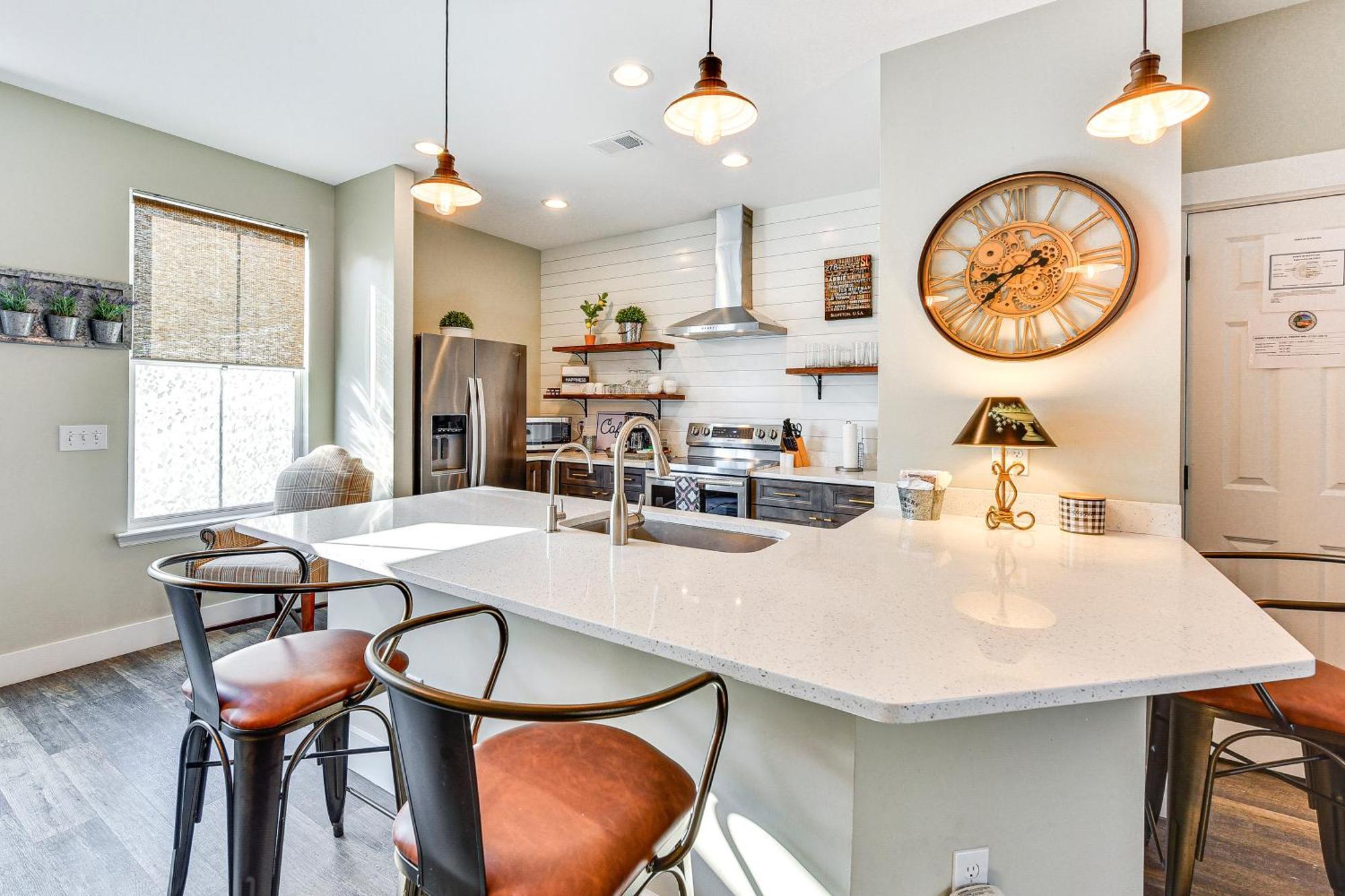 Cheerful Bluffton Townhome 1 Mi To Old Town! Dış mekan fotoğraf