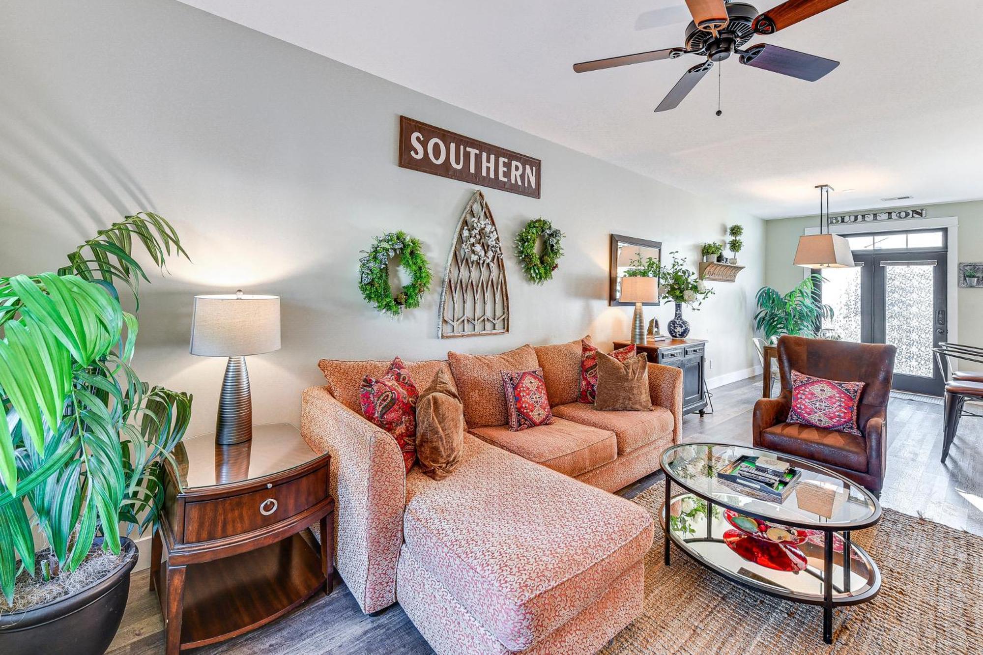 Cheerful Bluffton Townhome 1 Mi To Old Town! Dış mekan fotoğraf